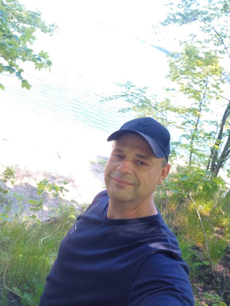  27929331  , 46 ,    -