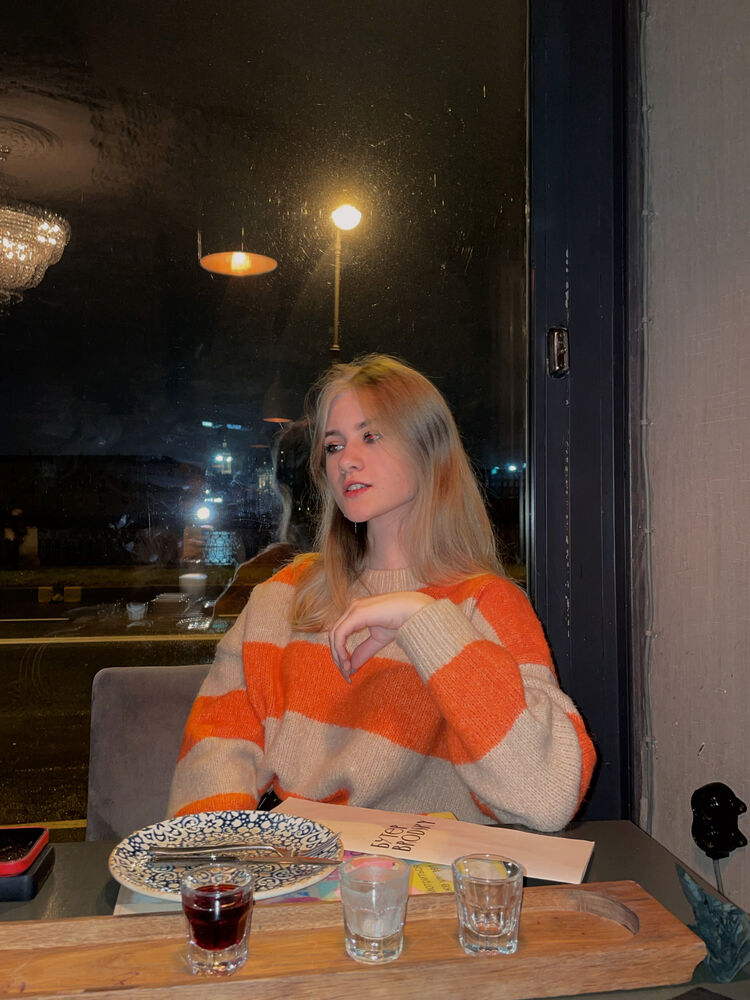  -,   , 20 ,   