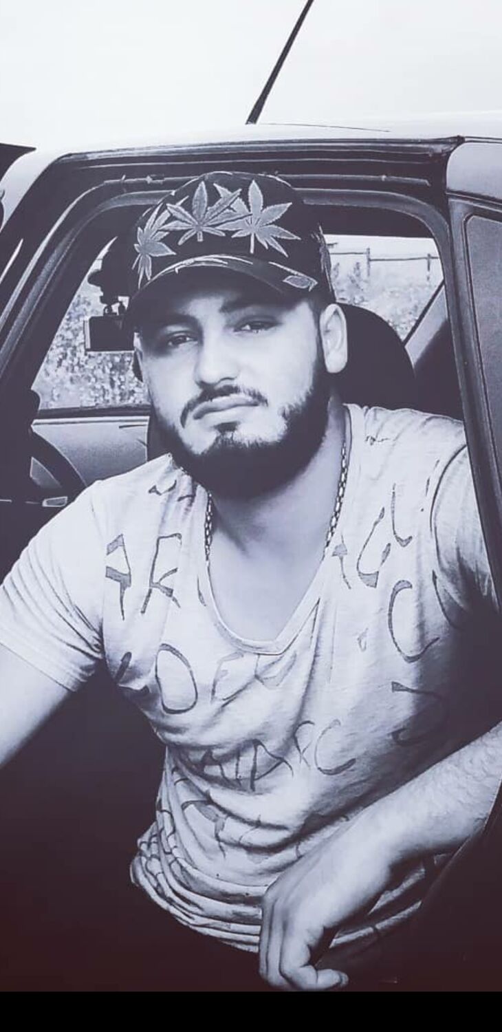  25682161  Garik, 25 ,    