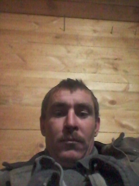  ,   Mark, 37 ,   