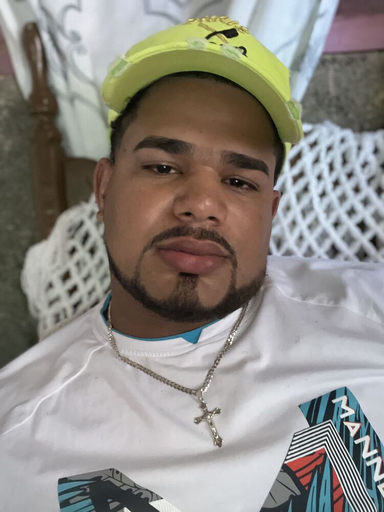  La Vega,   Frannies, 27 ,   ,   