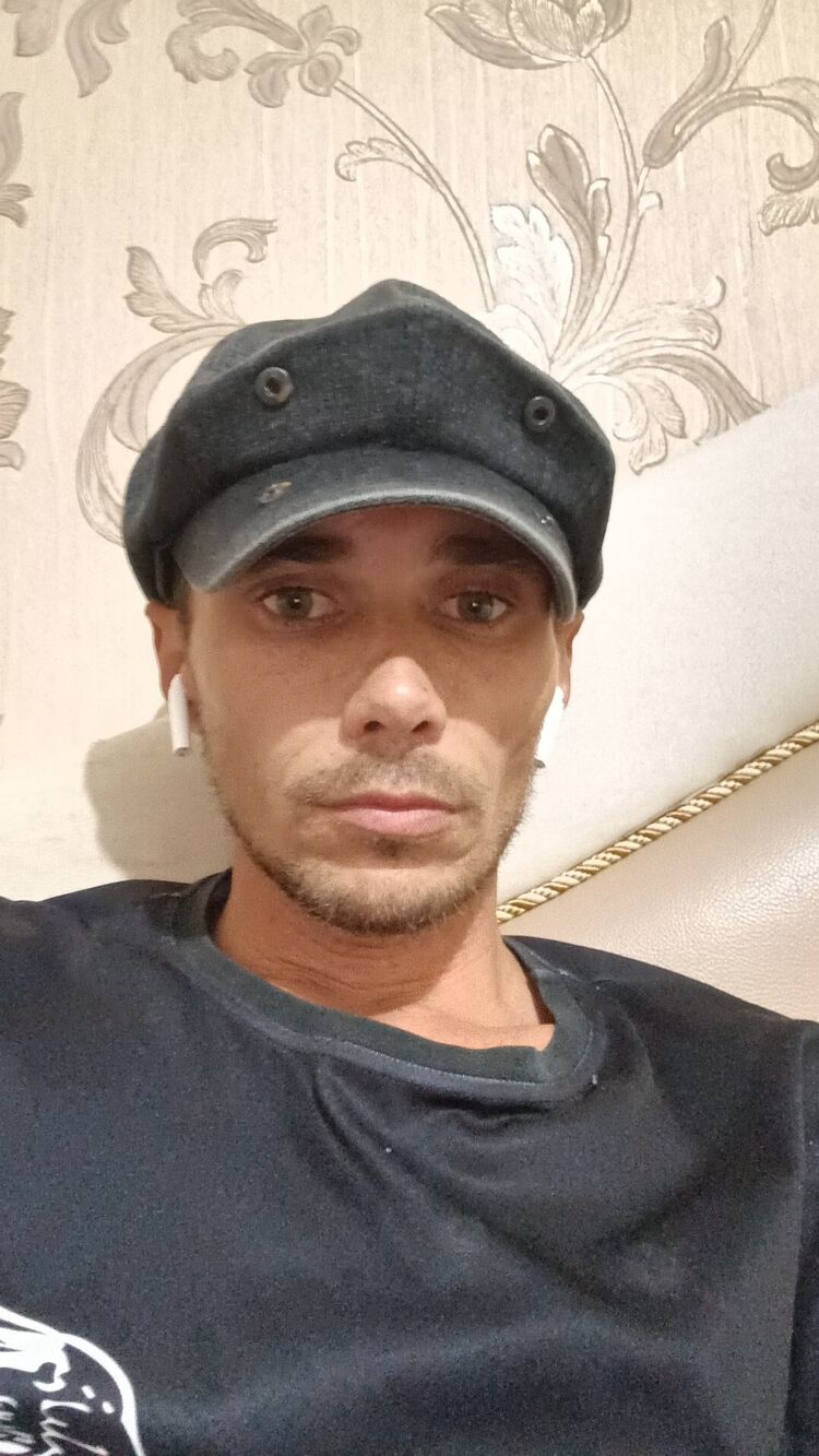  35879051  , 34 ,    