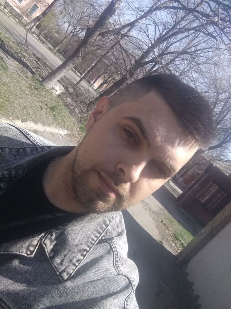  ,   Kostyan, 28 ,   ,   , c 