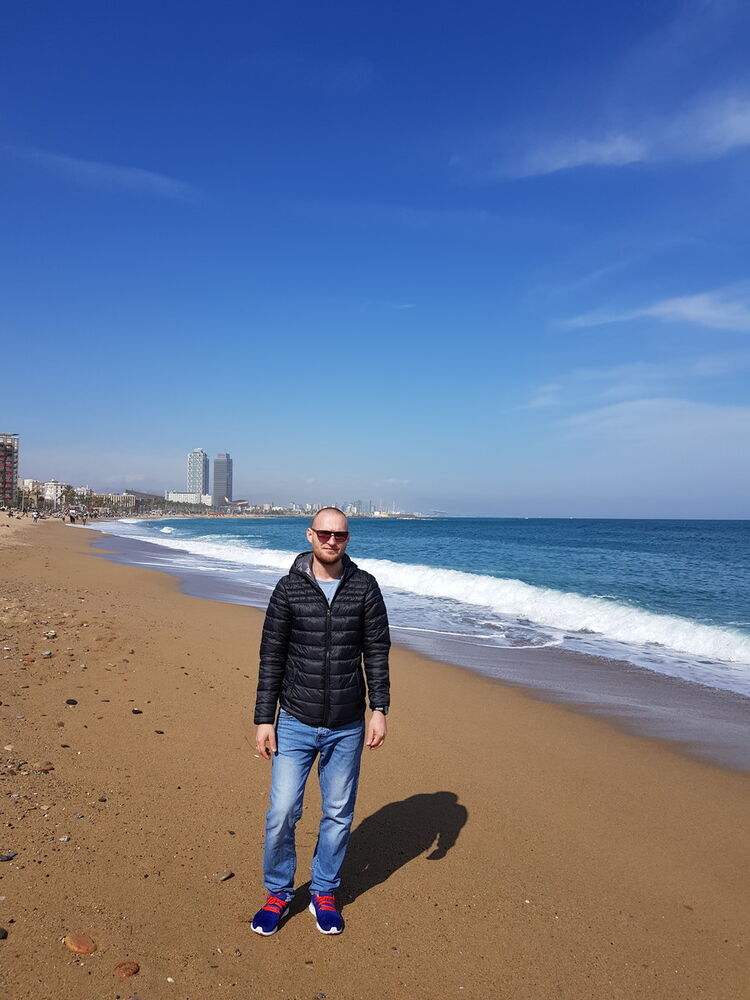  ,   Kiril, 38 ,   ,   , c 