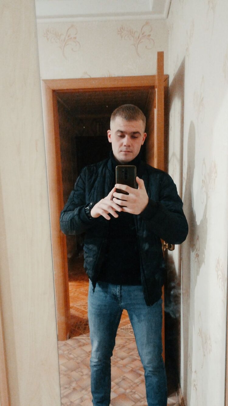  37653431  , 27 ,    