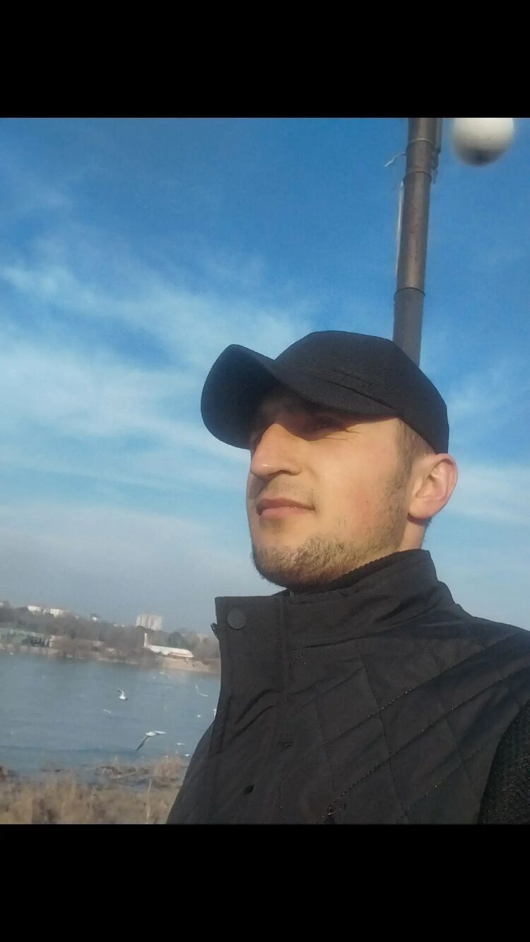  53575311  Biloluddin, 22 ,    