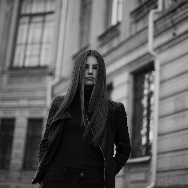  49114921  Karolinka, 30 ,    