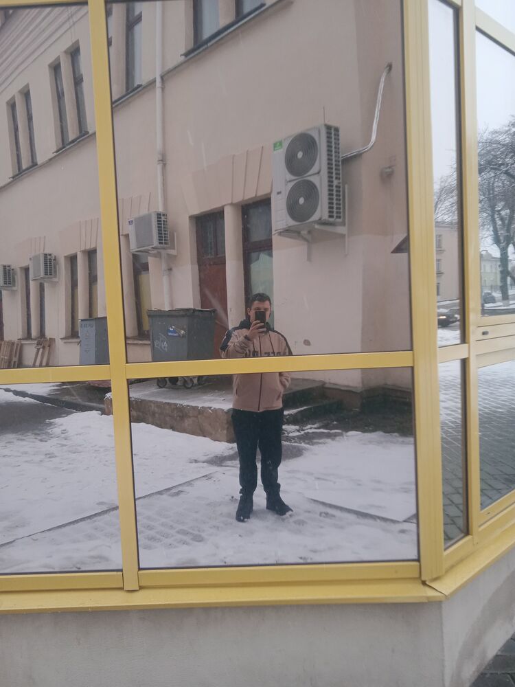  31610381  , 23 ,    