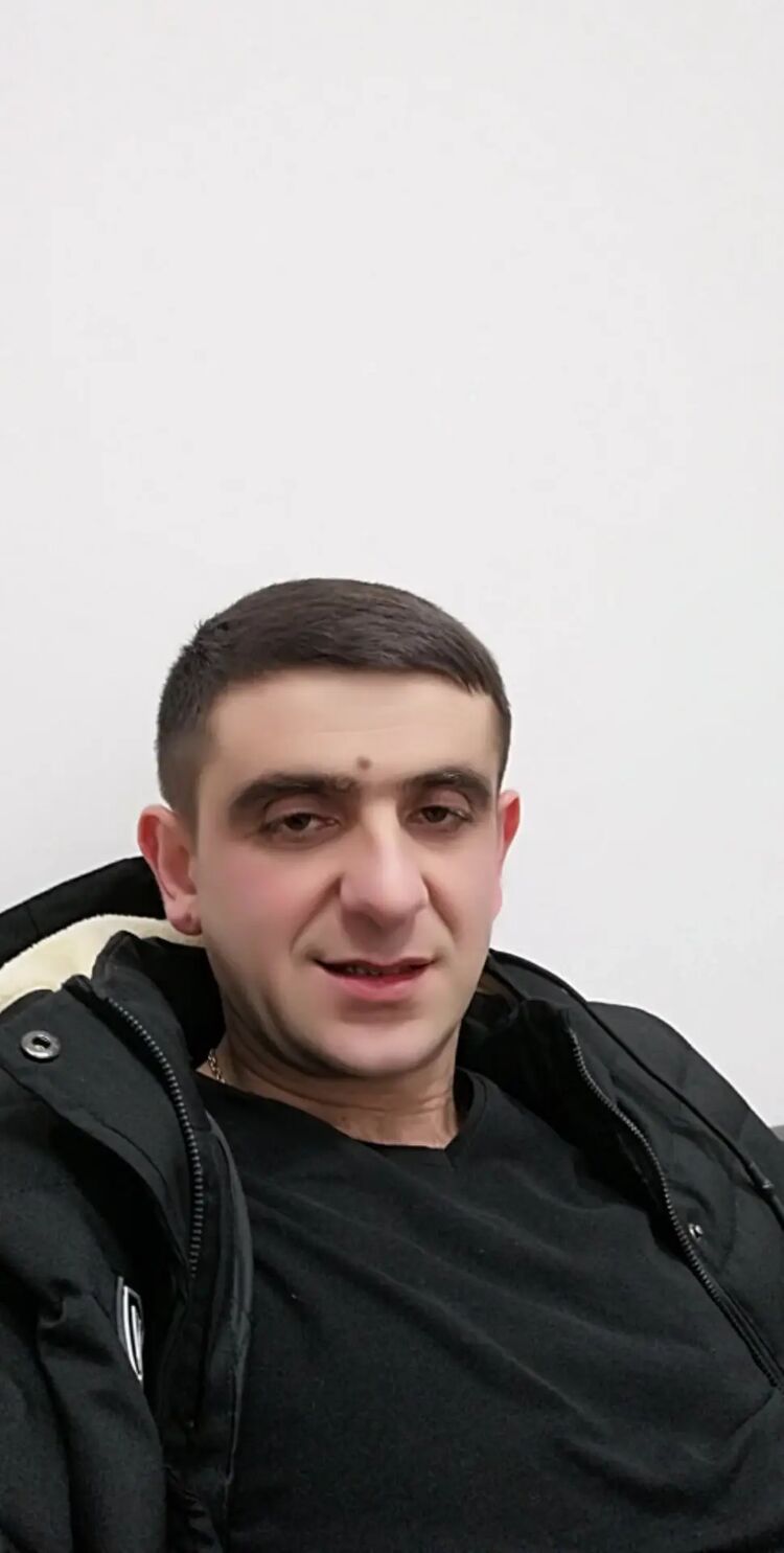 ���� 31427091 ������� Aqiles, 38 ���, ���� ���������� � �������