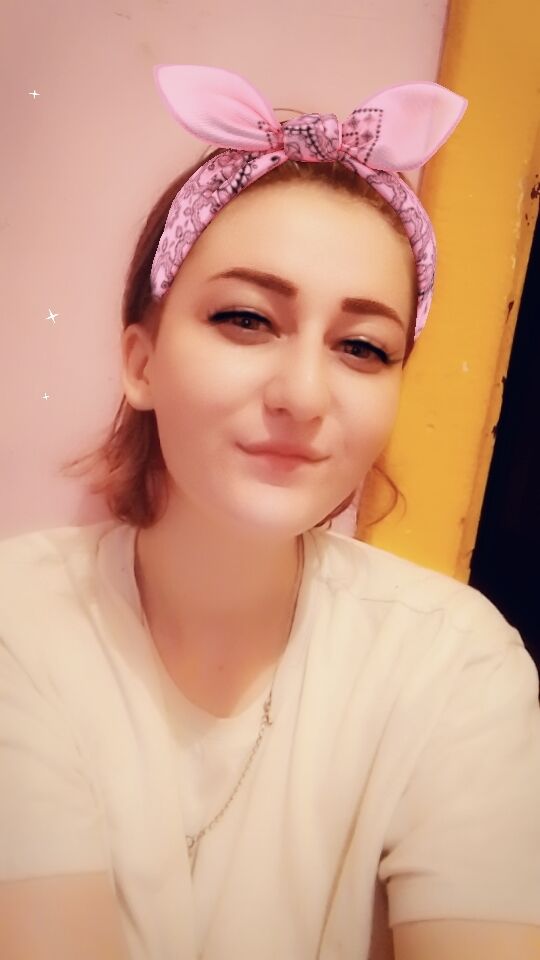  ,   Veronica, 23 ,   c 