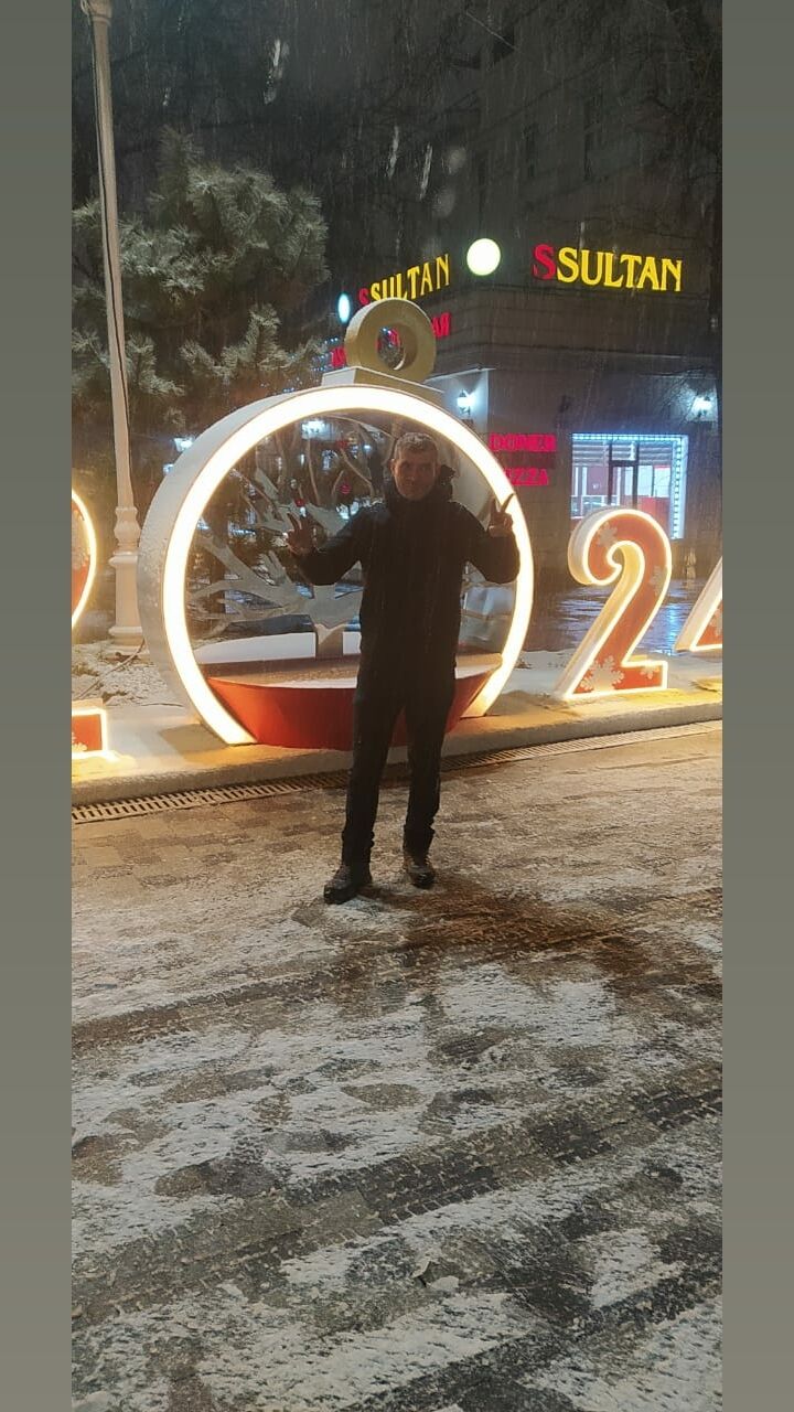  ,   Mehmet, 41 ,   ,   