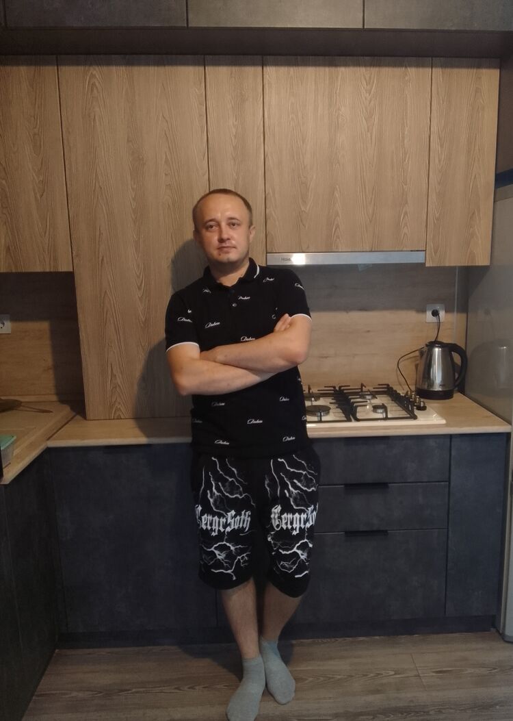  46179361  , 35 ,    