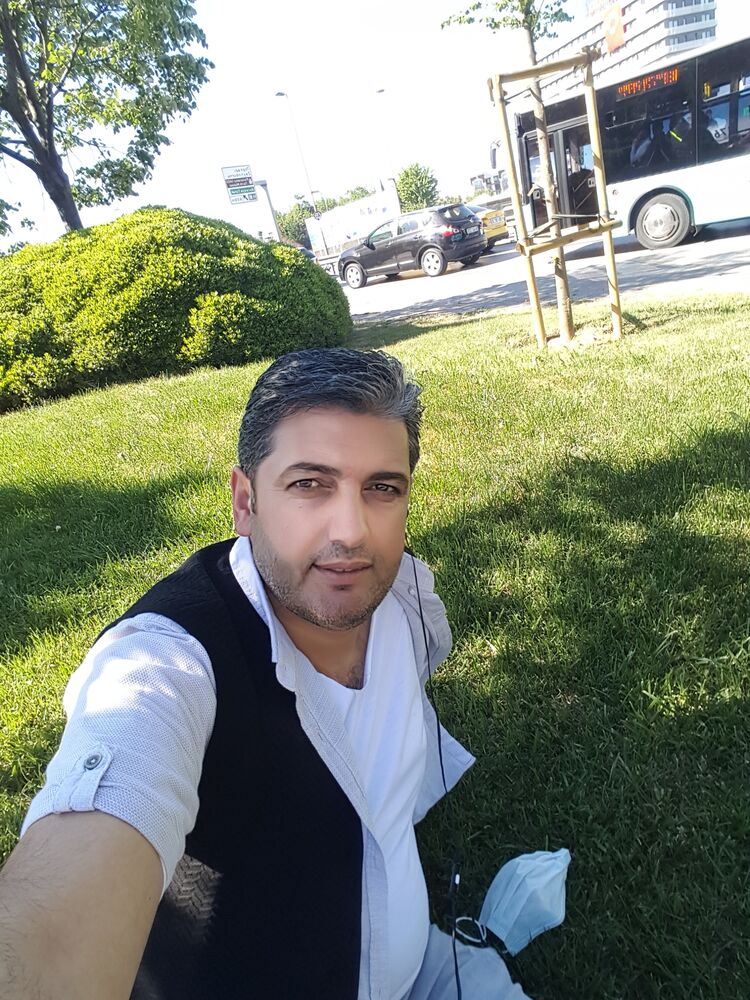  29681021  Firat, 47 ,    