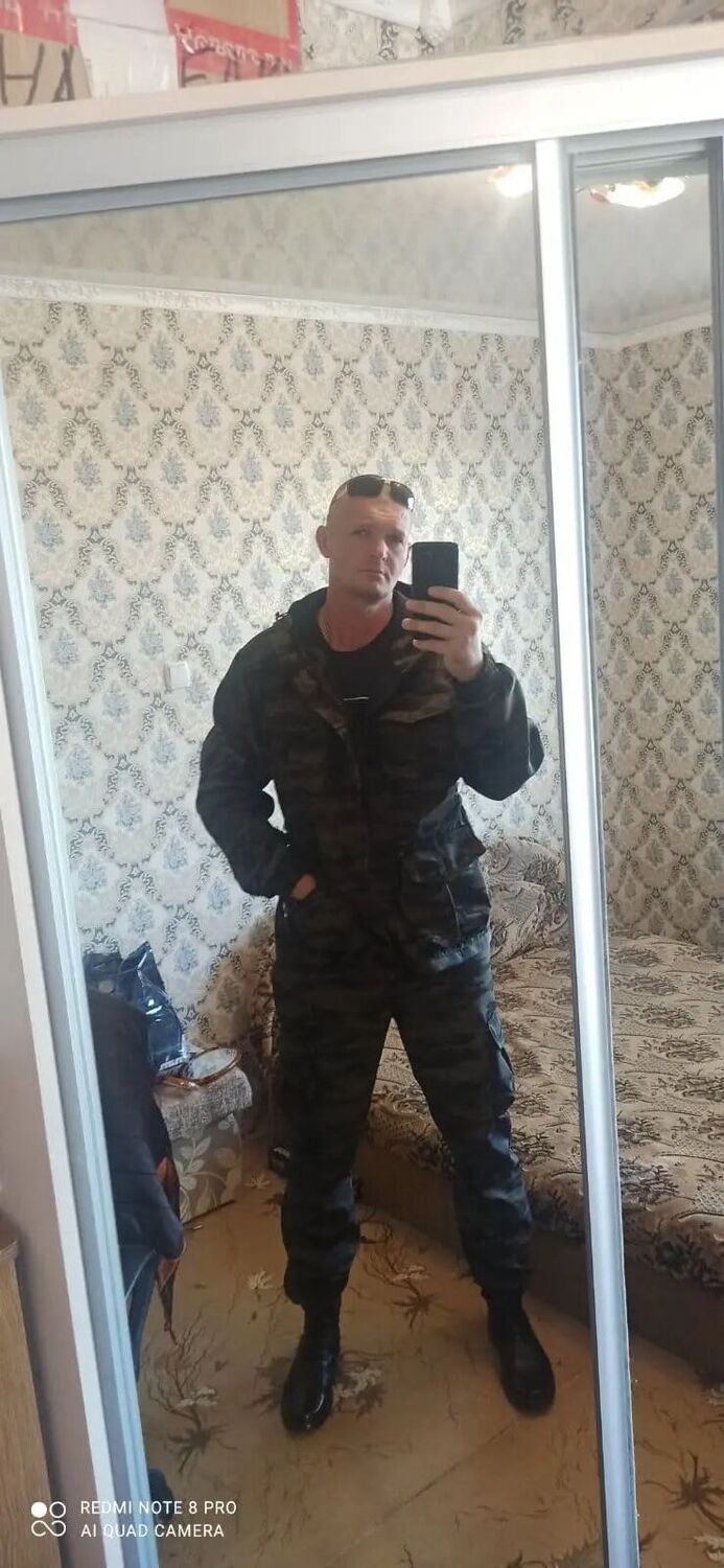  49237841  , 41 ,    