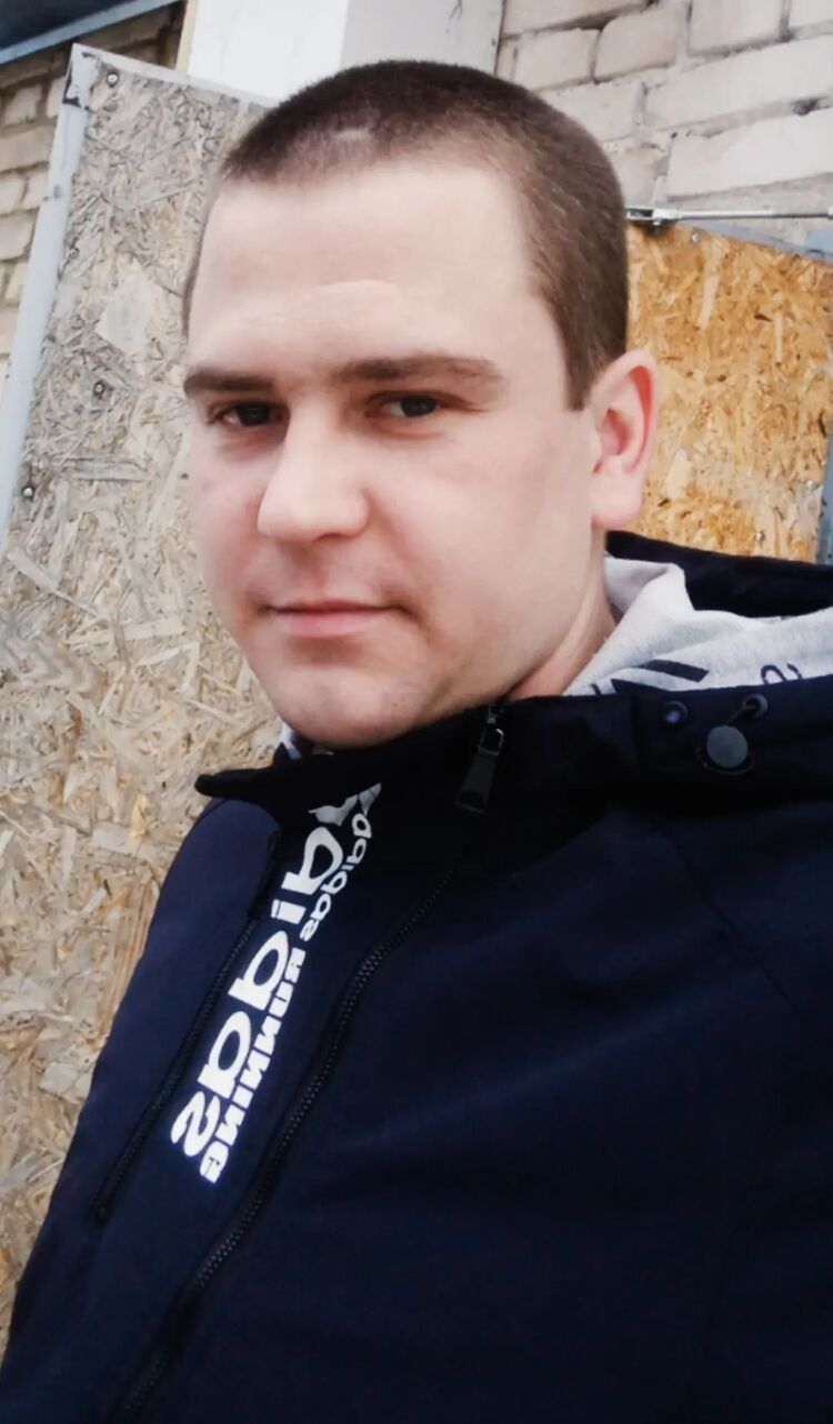  49242131  Sergey, 28 ,     