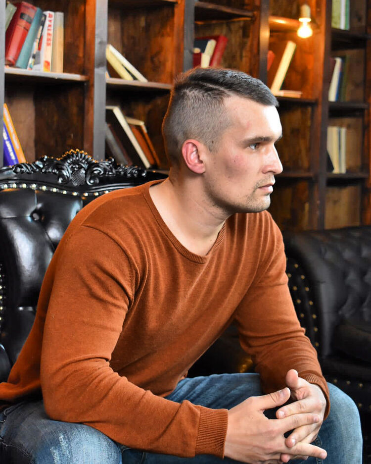  ,   Aleksandr, 33 ,   ,   