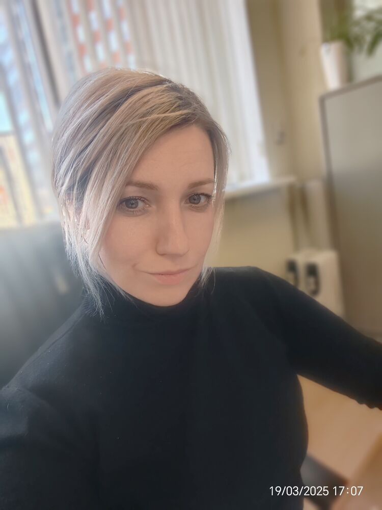  ,   Oksana, 40 ,   c 