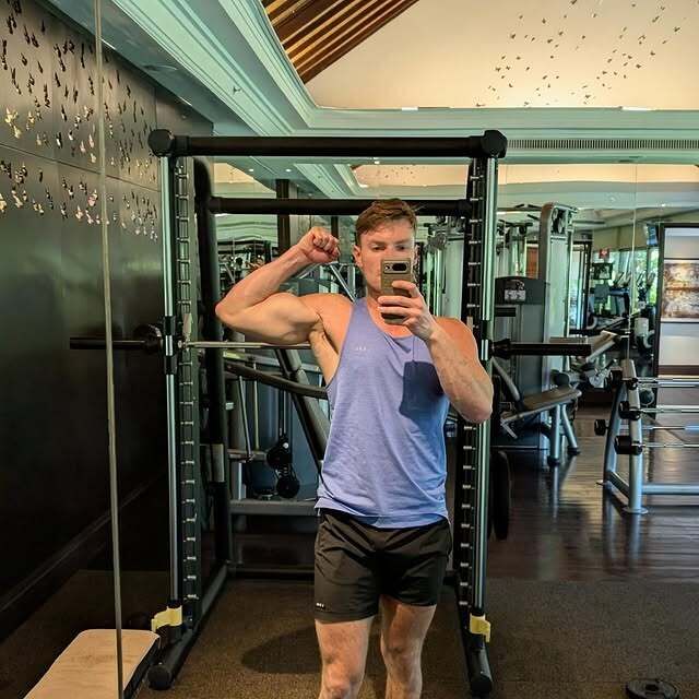  54244131  , 35 ,    -