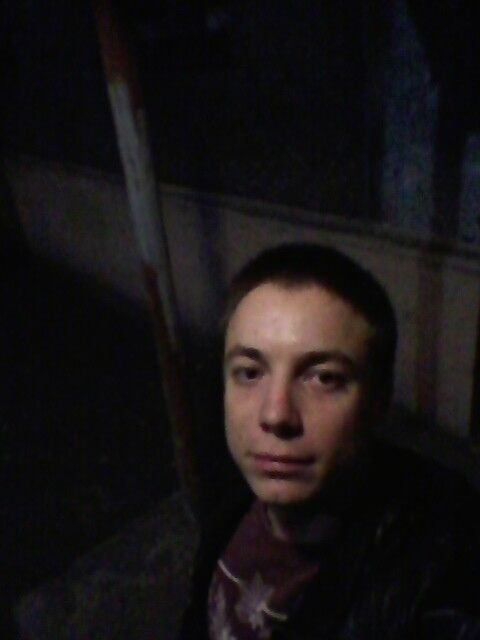  13920771  Andrei, 31 ,    