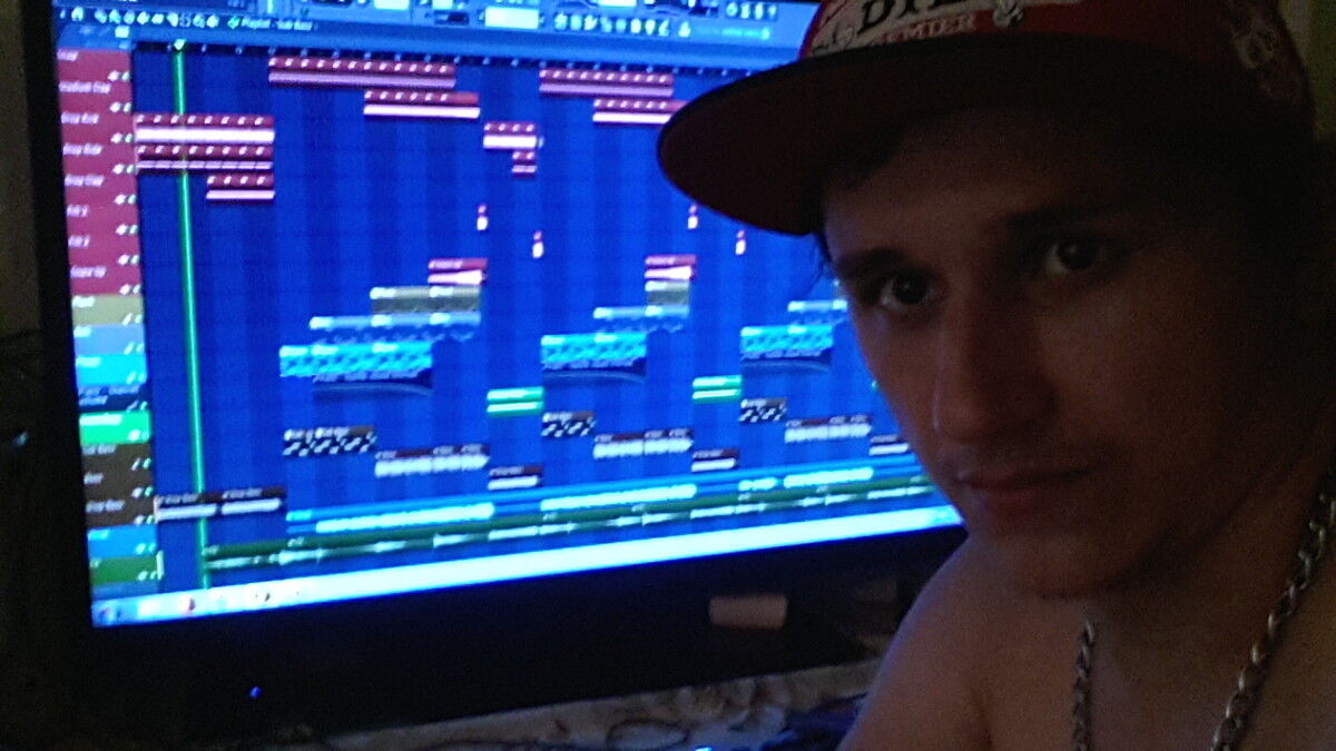 ���� 16928121 ������� Jey, 32 ����, ���� ���������� � ��������