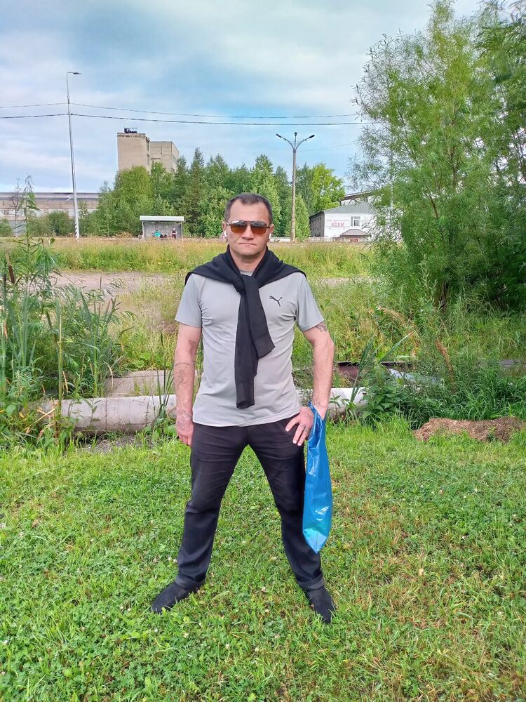  40611731  Djavanni, 45 ,    