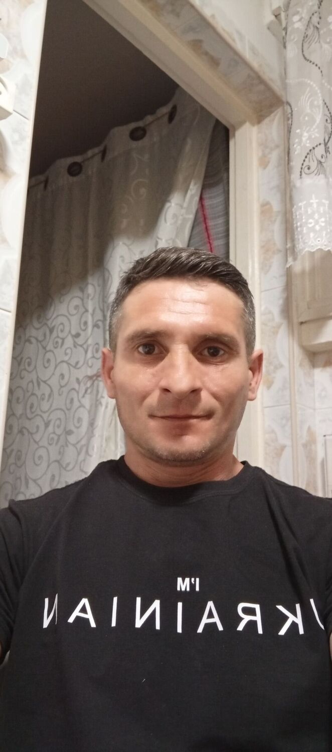  ,   Jorik, 42 ,   ,   , c , 
