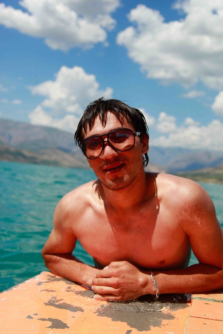  4393141  SHOXRUX87, 38 ,    