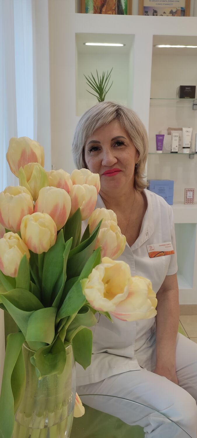  43757381  Olga, 52 ,    