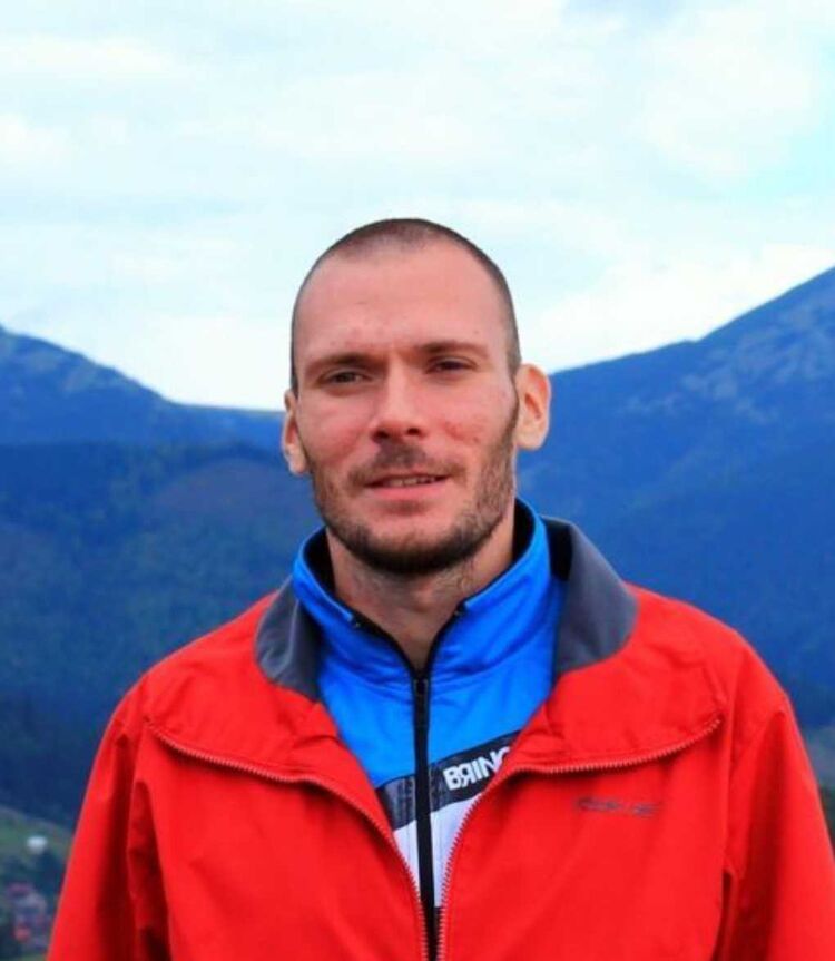 ���� 25619351 ������� ����, 35 ���, ���� ���������� � �����