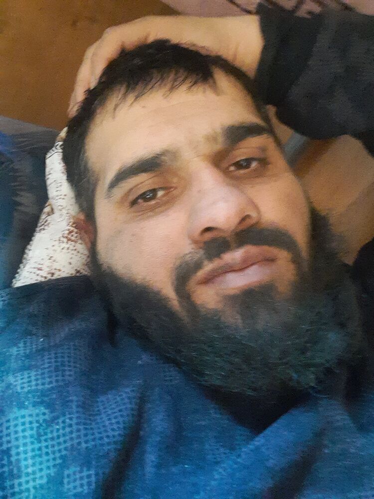  50015421  ALI, 34 ,    Utopia