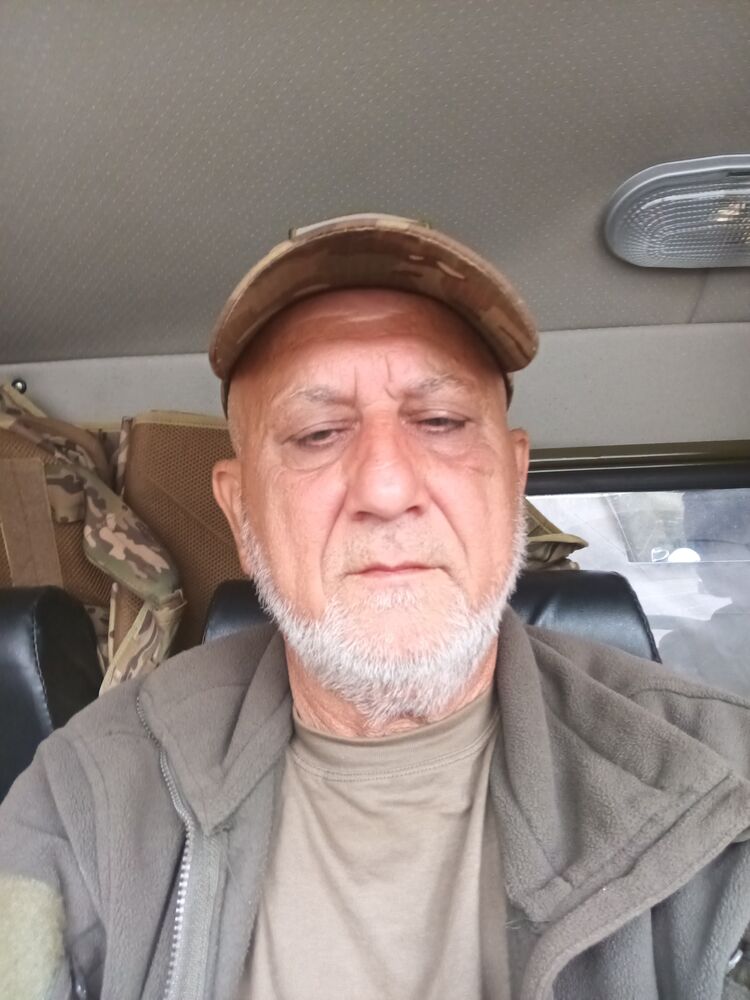 46491431  Zaur, 57 ,    