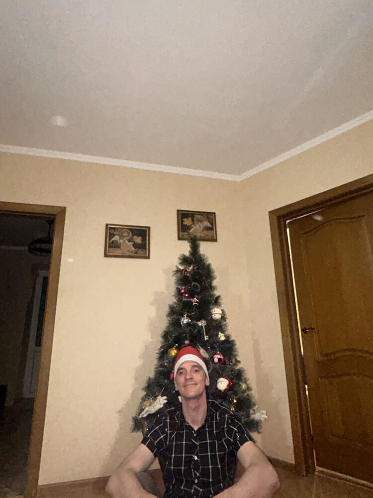  40580821  , 32 ,    --