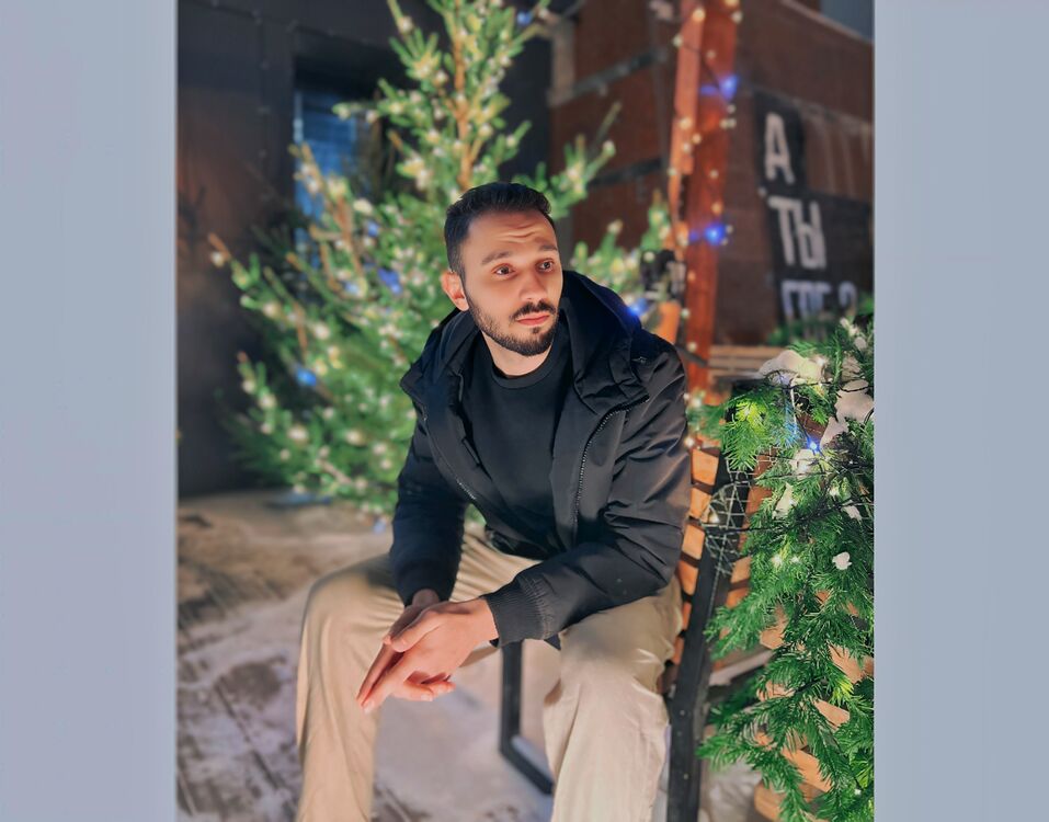  49235421  Dgwedarbka, 26 ,    Utopia