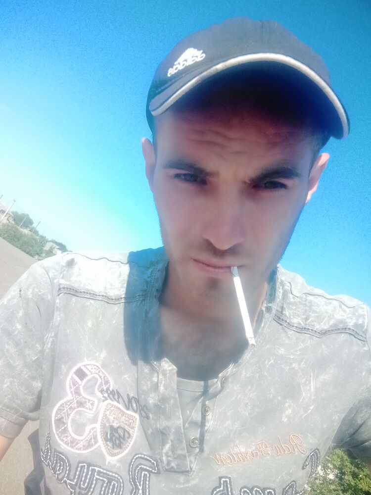  44638711  , 24 ,     