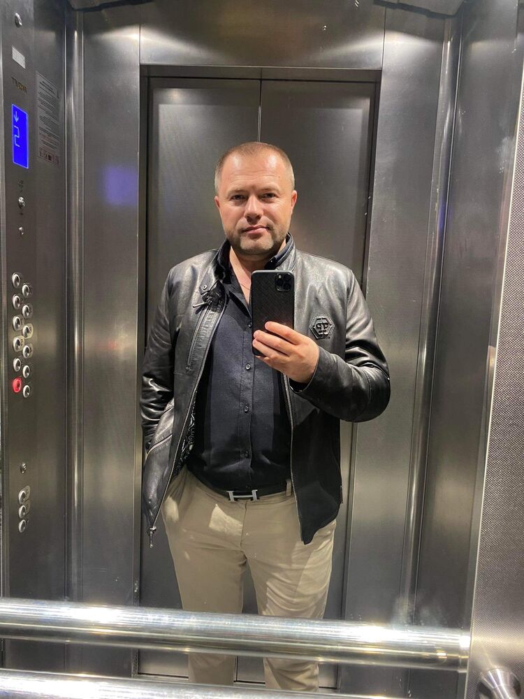  46455151  Boss, 40 ,    
