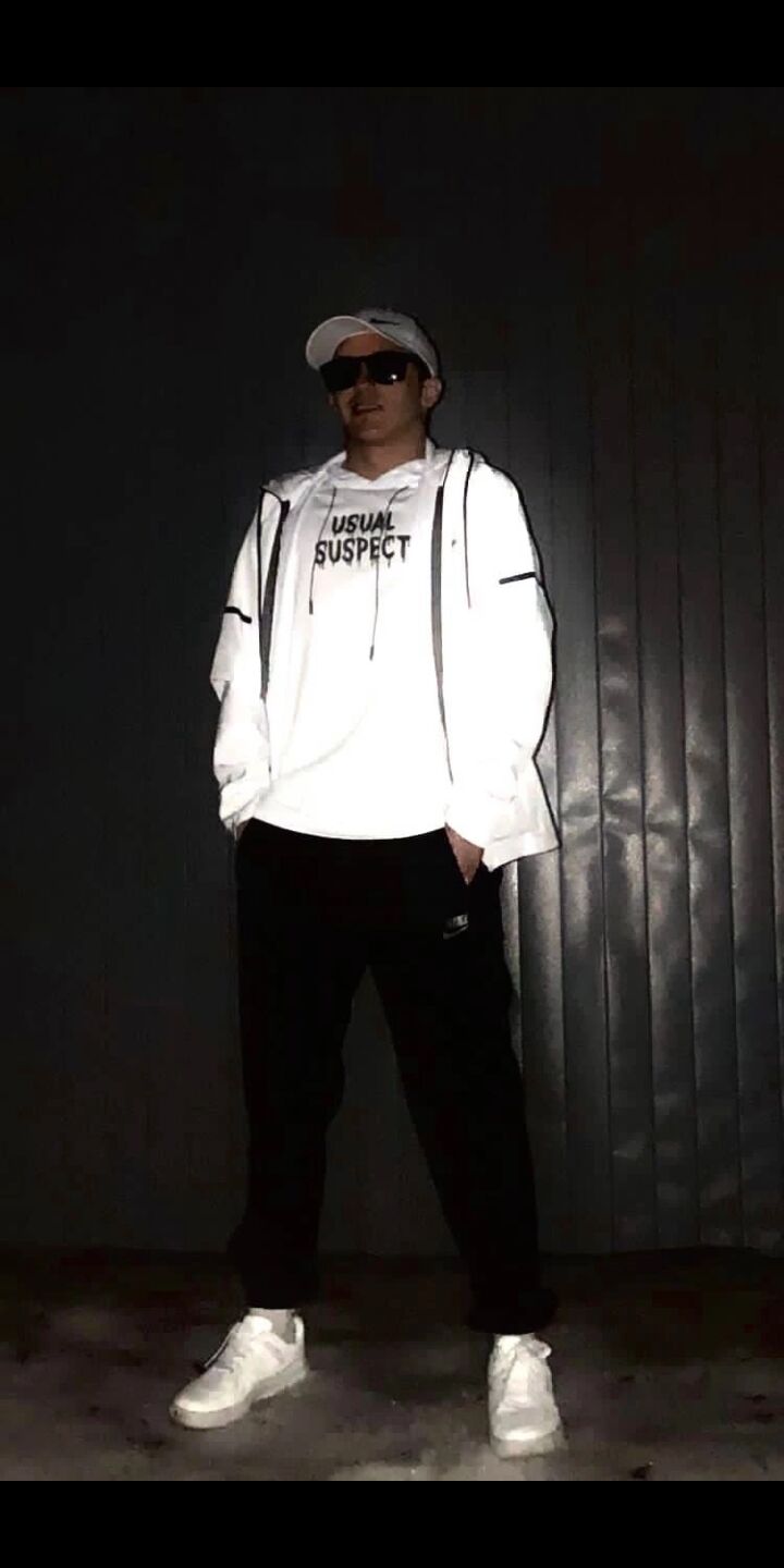  ,   , 21 ,   ,   