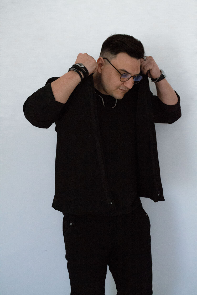 ���� 43084241 ������� ������� �, 32 ����, ���� ���������� � �����-����������