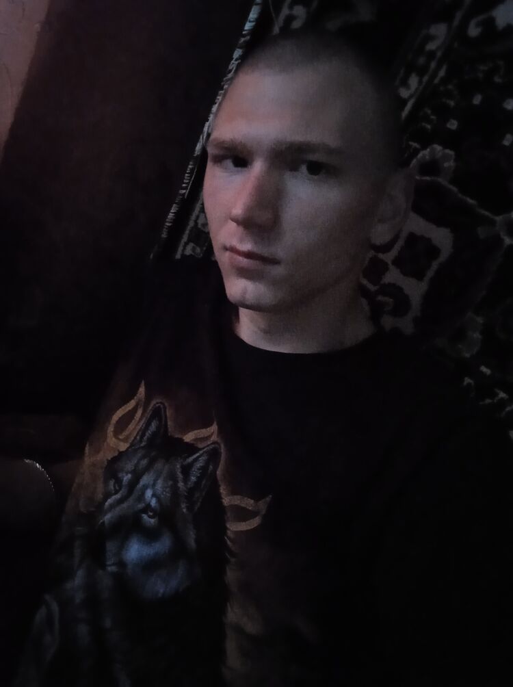  46217571  , 22 ,    