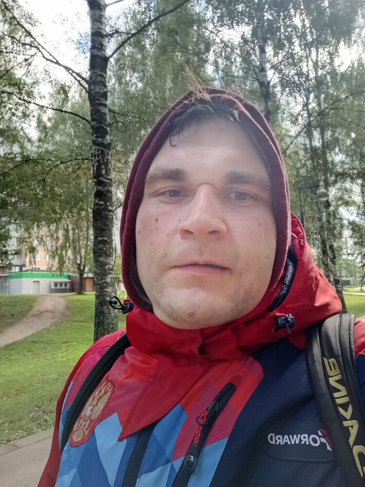  ,   Nikolay, 32 ,   ,   