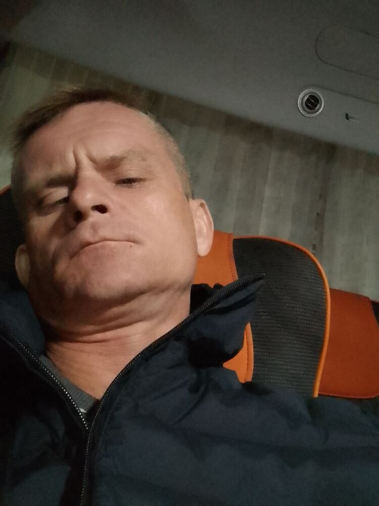  39558611  , 46 ,    