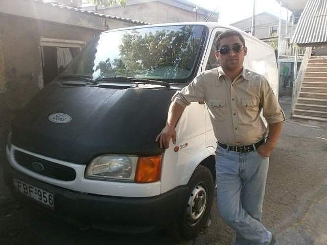  ,   Artur, 46 ,  