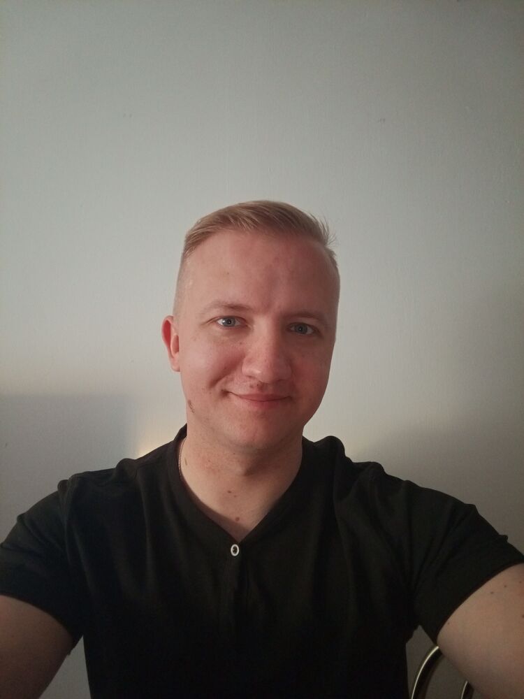  ,   John, 30 ,   ,   , c , 