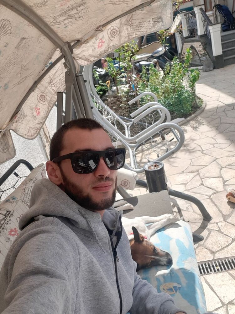  43380631  , 29 ,    
