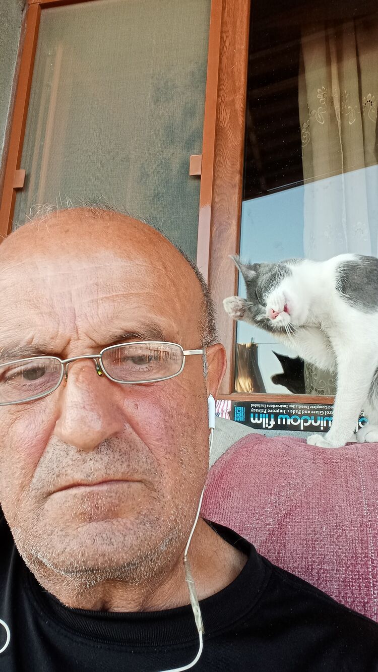  34454231  Karen, 67 ,    