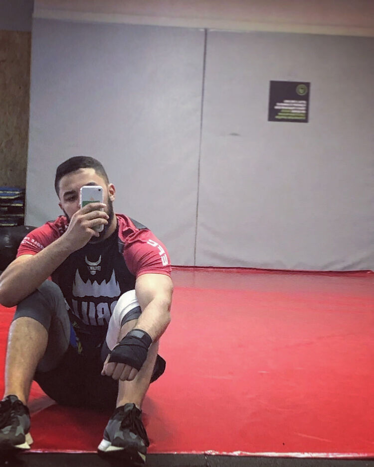  28456261  Saba, 28 ,    