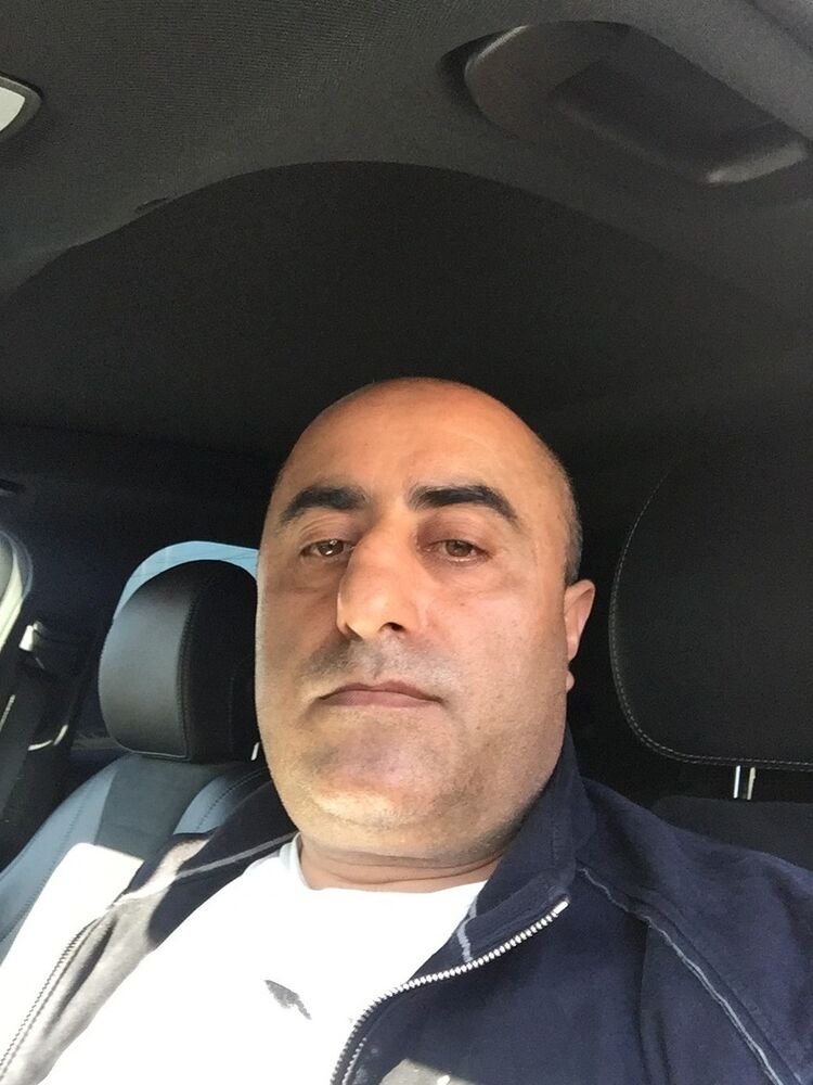  8168481  Garik, 51 ,    