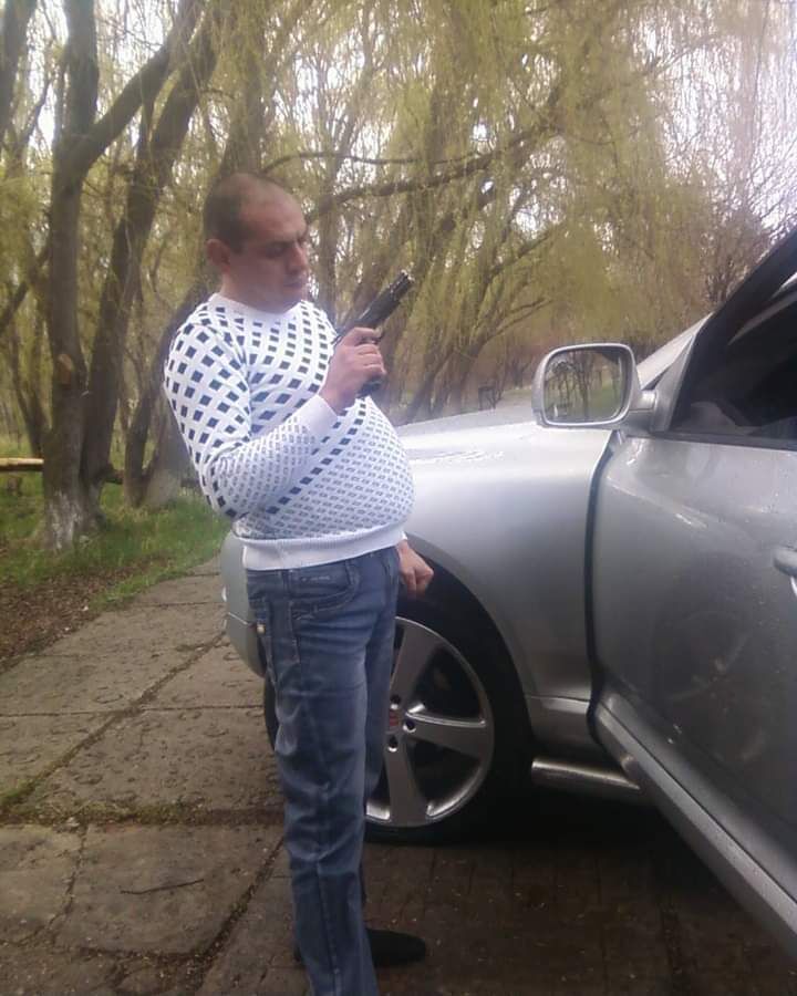  27165651  Xachik, 44 ,    