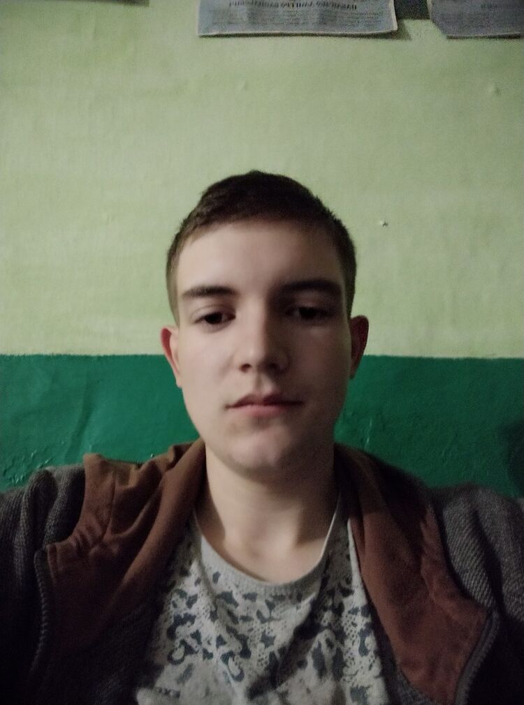  18565341  Ivan, 24 ,    