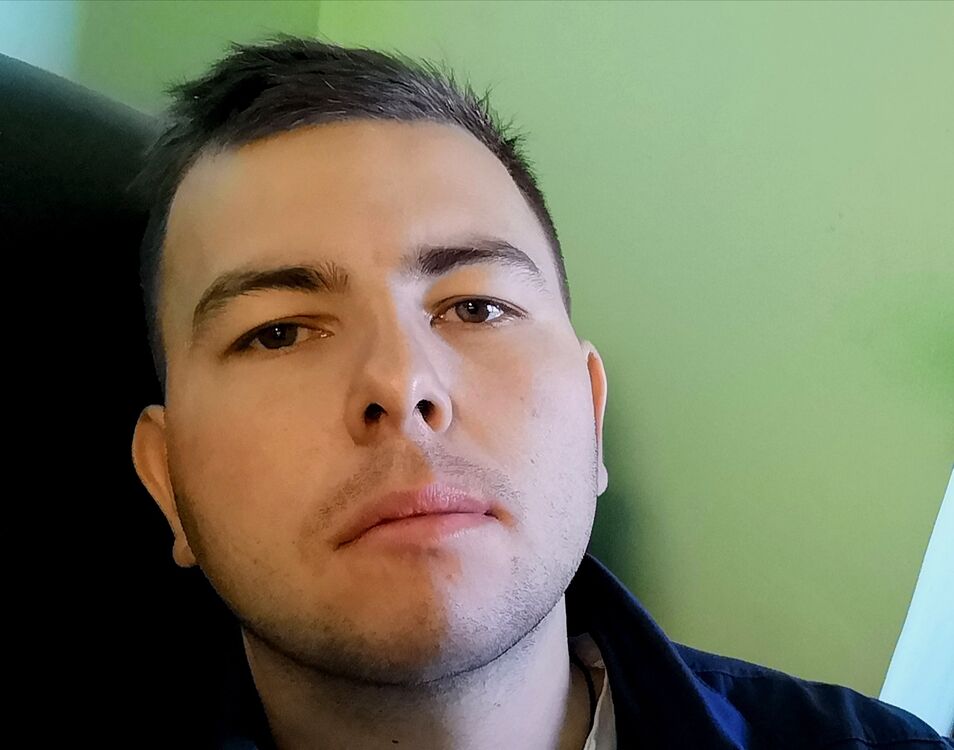  52774891  , 33 ,    