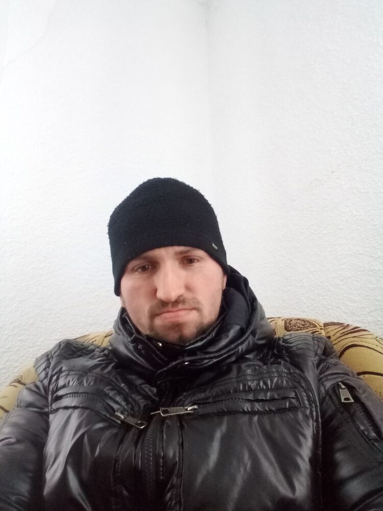 ���� 18332821 ������� ��������, 38 ���, ���� ���������� � �������